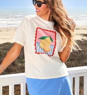 Jess Lea Lemon Graphic T-Shirt Size Small Cream Short Sleeve Casual Top